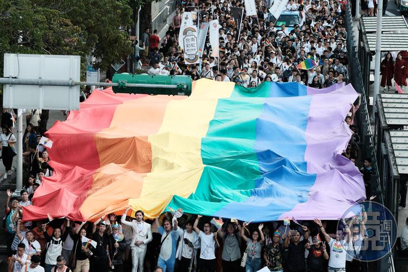 司法院昨（22）日通過涉外民事法律適用法第46條修正草案，規定只要一方是中華民國國民，就可以在台灣辦理同性結婚登記。（資料照）