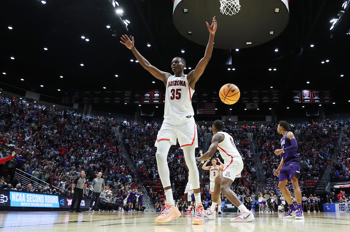 Bennedict Mathurin of the Arizona Wildcats reacts after being fouled  News Photo - Getty Images