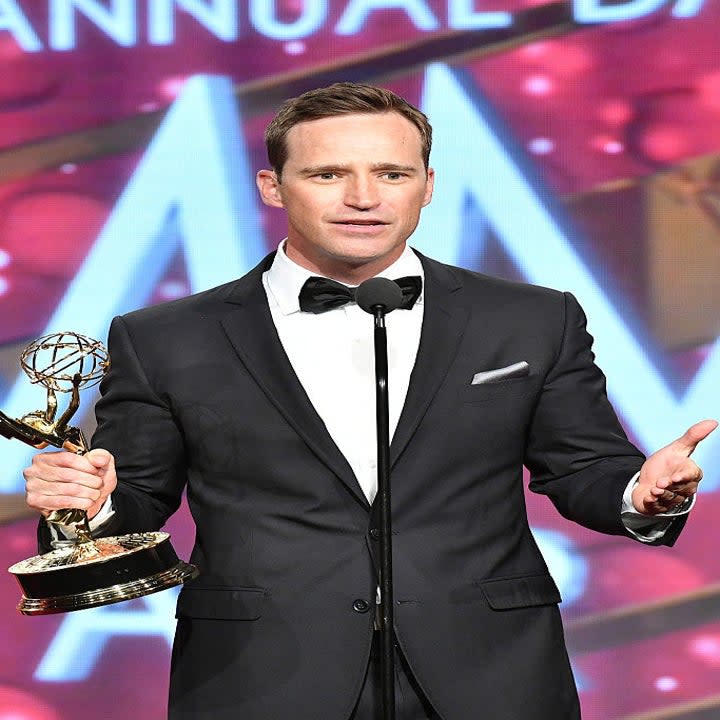 Mike Richards accepting an Emmy