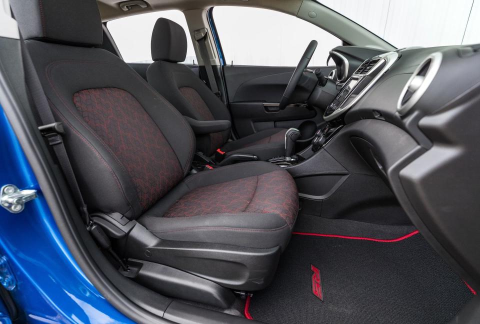 <p>There are some interior design fumbles, however. The lack of a center console can be overlooked until the front-seat passenger's arm gets tired-only the driver gets a flip-down armrest. This omission also contributes to a shortage of interior storage.</p>
