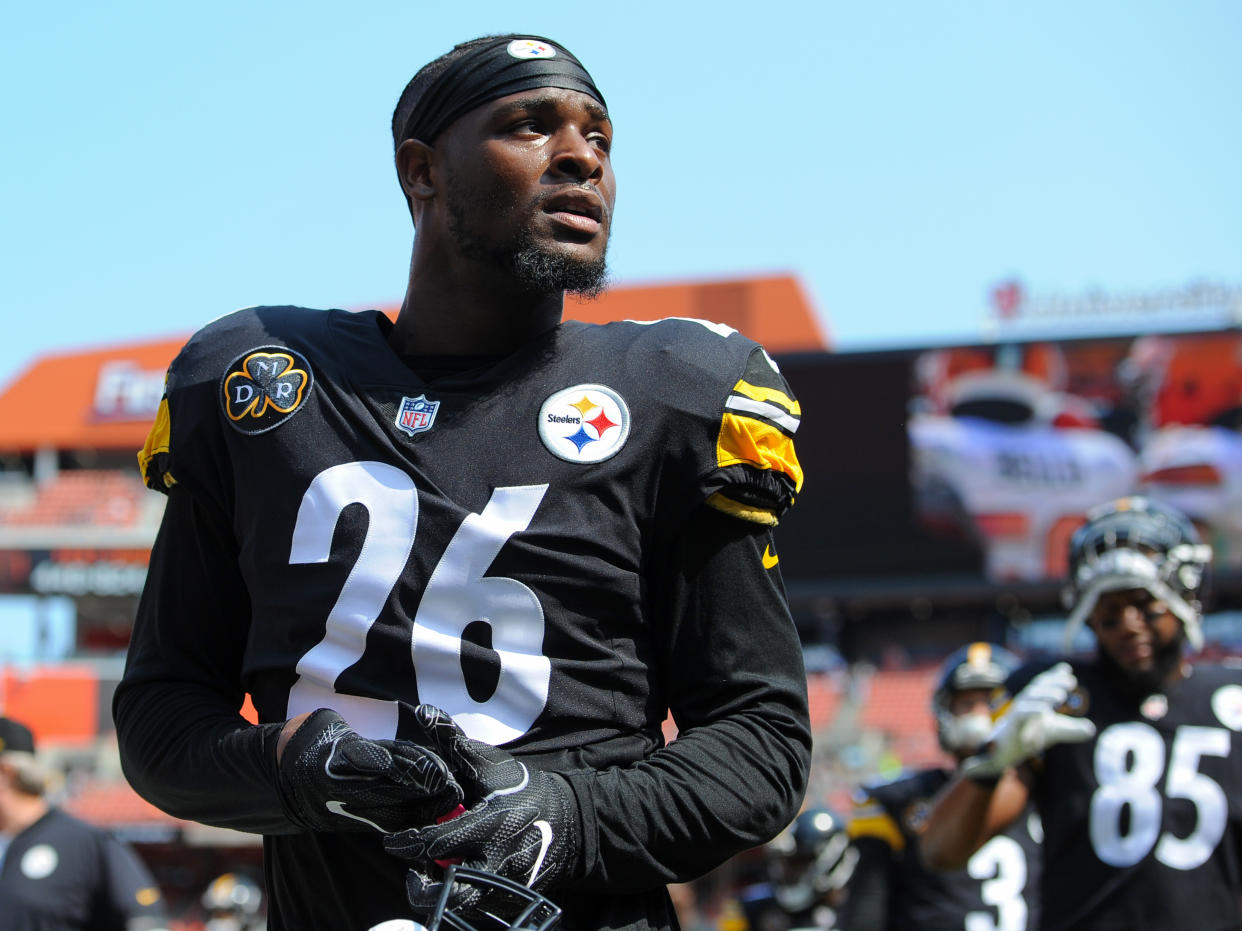 Le’Veon Bell chose to celebrate the end of his contract dispute with the Steelers by citing Martin Luther King Jr. (Getty)