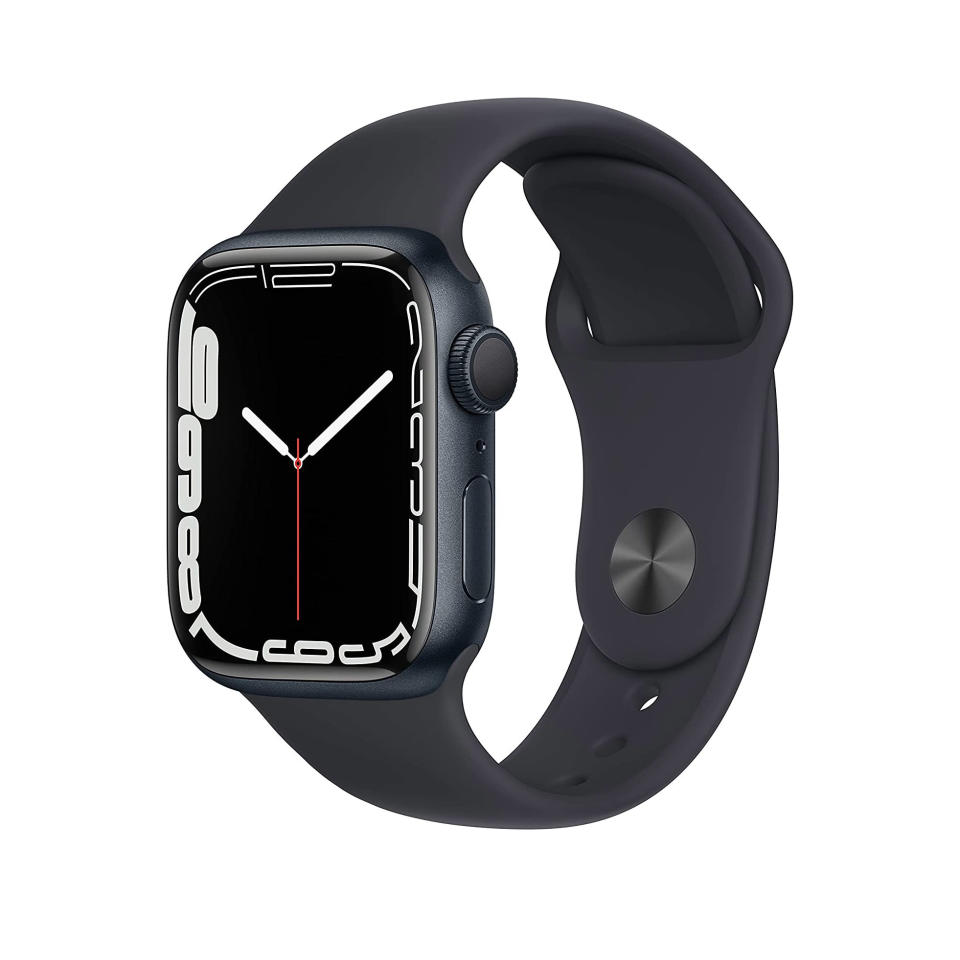 Apple Watch Series 7 in Midnight