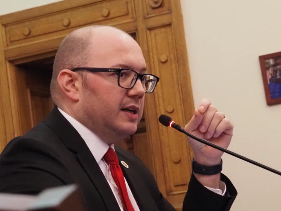  Rep. Jake Teshka, R-North Liberty, testifies in committee on Thursday, Feb. 29, 2024. (Leslie Bonilla Muñiz/Indiana Capital Chronicle)