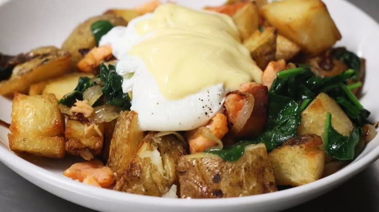 Salmon hash with egg