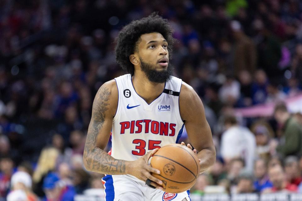 Pistons forward Marvin Bagley III shoots the ball against the 76ers during the first quarter on Wednesday, Dec. 21, 2022, in Philadelphia.