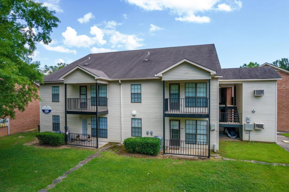 Bell Oaks Apartments off Woodley Road recently sold to a Texas group.