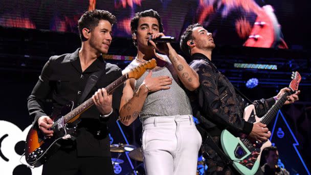 PHOTO: Nick Jonas, Joe Jonas, and Kevin Jonas of the Jonas Brothers perform onstage during iHeartRadio Z100 Jingle Ball 2021, on Dec. 10, 2021 in New York City. (Kevin Mazur/Getty Images for iHeartRadio, FILE)