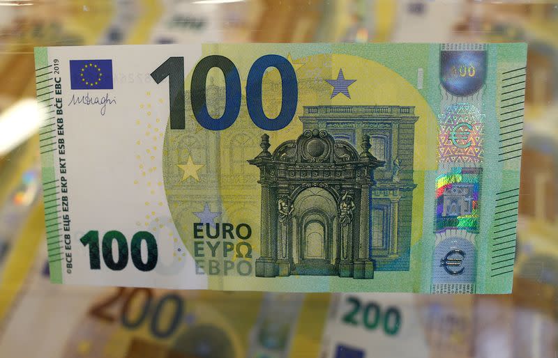 The new 100 euro banknote is seen in the secretive vaults inside the Bank of Italy in Rome