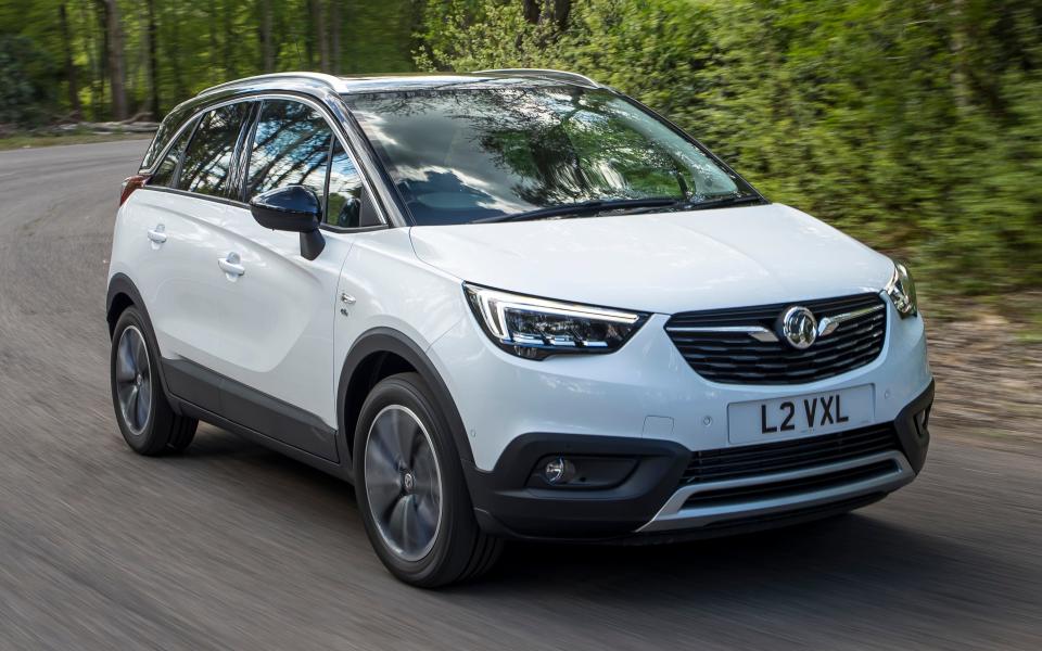 2017 Vauxhall Crossland X driving front - Vauxhall Motors