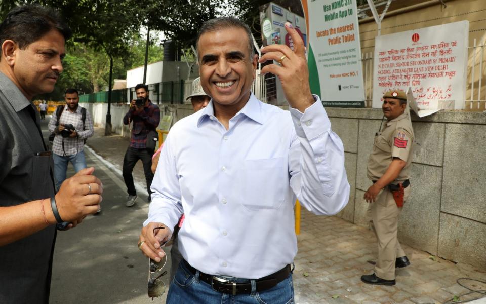 Sunil Mittal - T. Narayan  /Bloomberg 