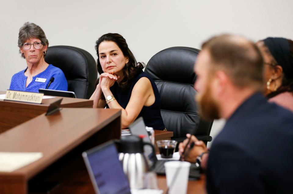 Springfield school board member Maryam Mohammadkhani praised board member Kelly Byrne and supported his nomination to become the vice president. However, Judy Brunner was elected to that role.