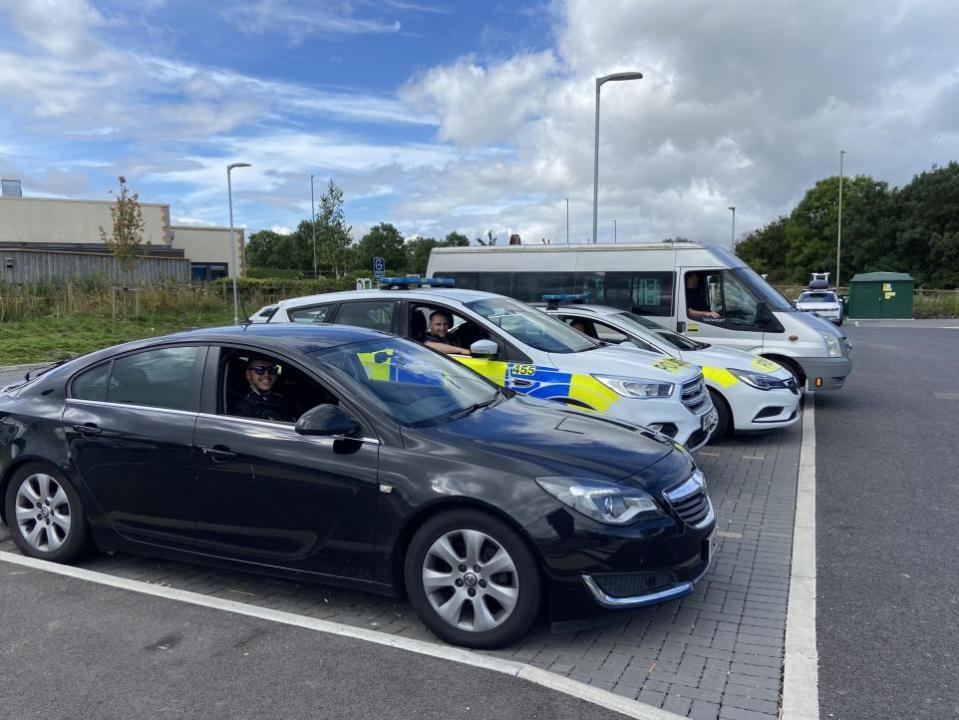 Salisbury Journal: Nicht gekennzeichnetes Polizeiauto im Einsatz im Rahmen der Operation Busline.