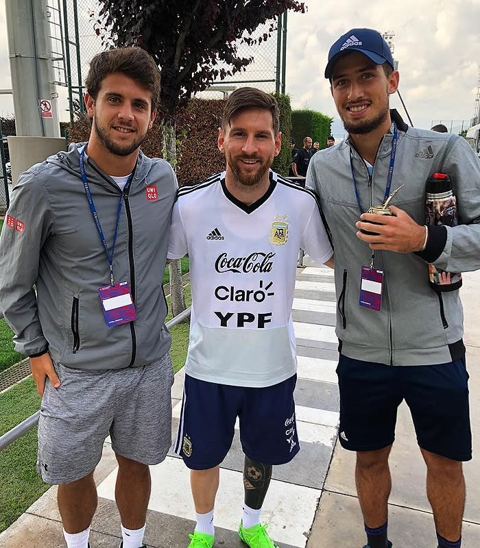 Pedro con Leo Messi 