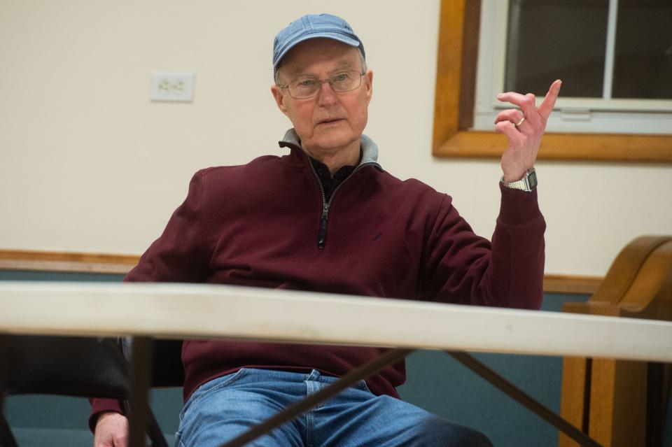 Onsite Rentals Administratior John Tapp asks a question during the Karns Community Club meeting on Tuesday, Feb. 7, 2023. 