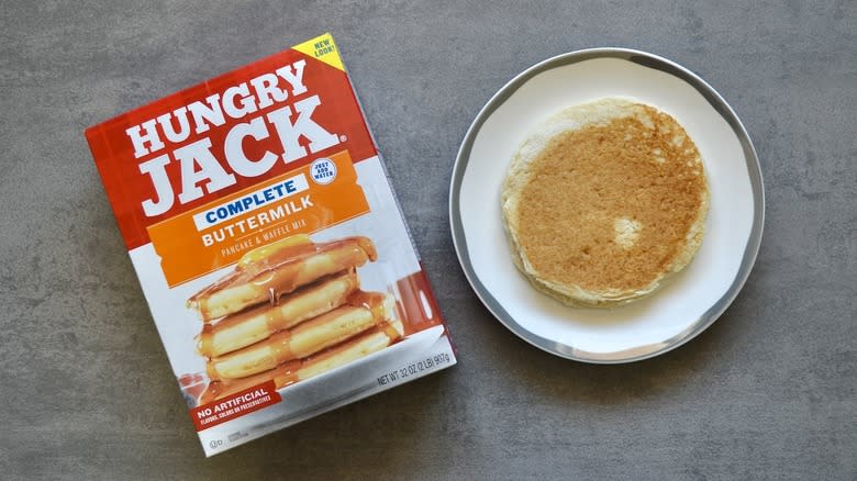 Pancake mix box and pancake