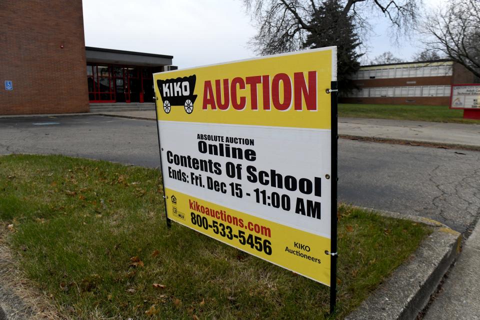 Kiko Auctioneers is hosting an online auction of around 700 items from Canton City School District. Classroom equipment, musical instruments, commercial kitchen equipment, bleachers, basketball hoops, playground equipment and two doublewide trailers are available.