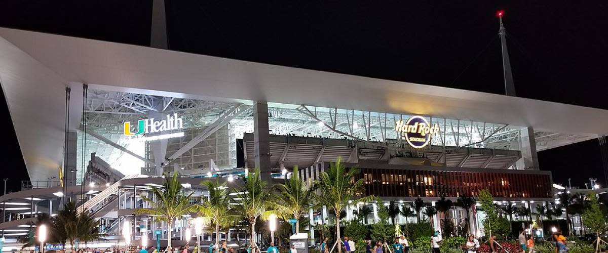 Dolphins offer new tailgate option outside Hard Rock Stadium