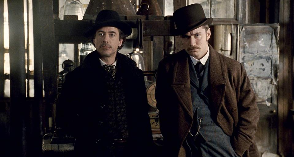 robert downey jr and jude law in sherlock holmes 