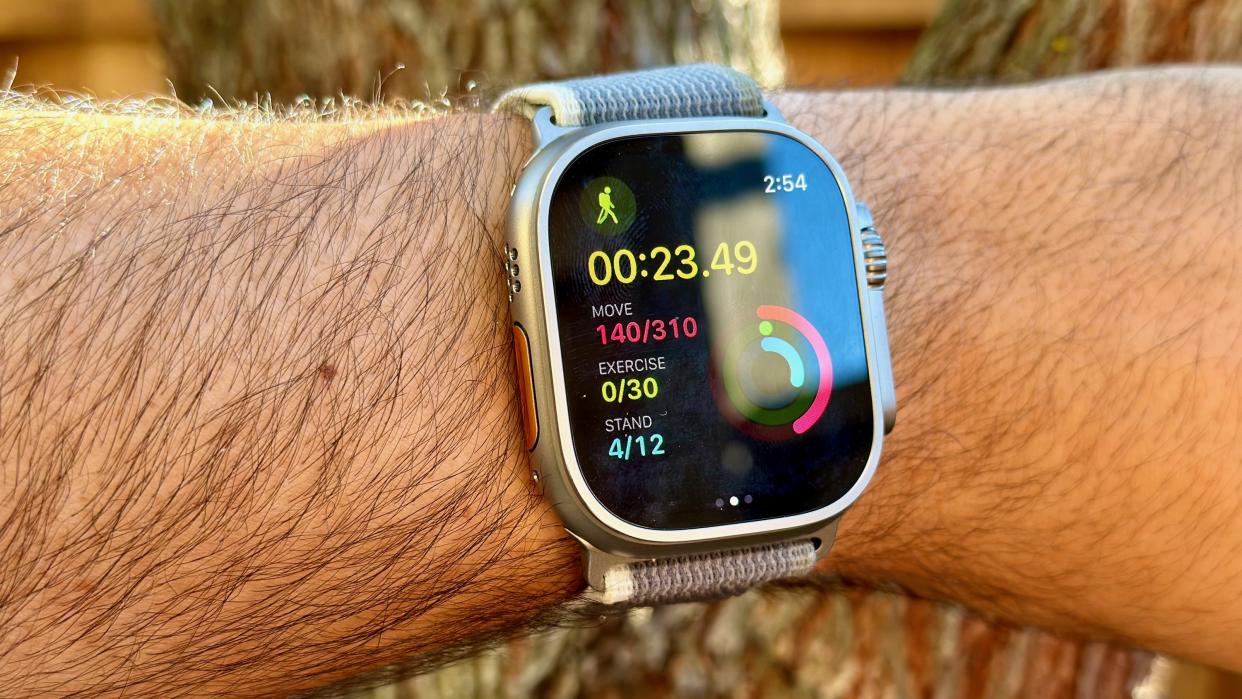  A hiking activity on the Apple Watch Ultra 2. 