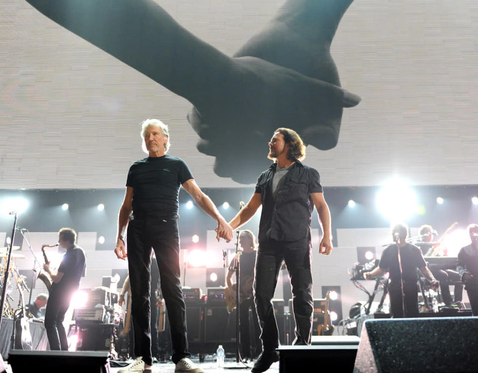 Eddie Vedder, Roger Waters