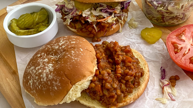 bun with sloppy Joes