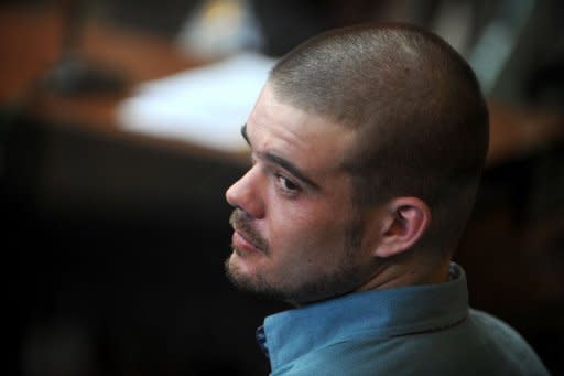 Dutchman Joran van der Sloot, currently serving a 28 year prison sentence for killing a Peruvian woman in 2010, is fighting extradition to the United States where he faces charges of extortion and electronic fraud, his attorney told AFP Tuesday