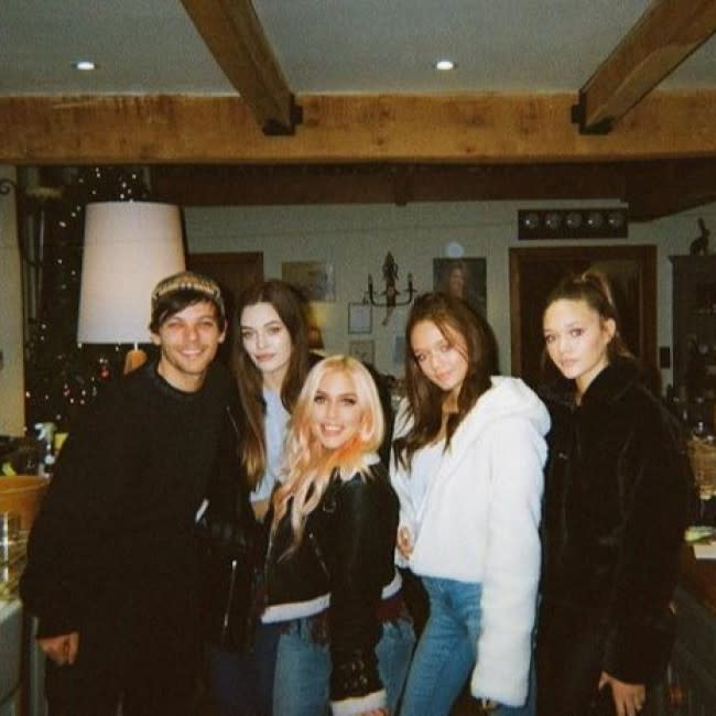 The Tomlinson siblings [Instagram] credit:Bang Showbiz