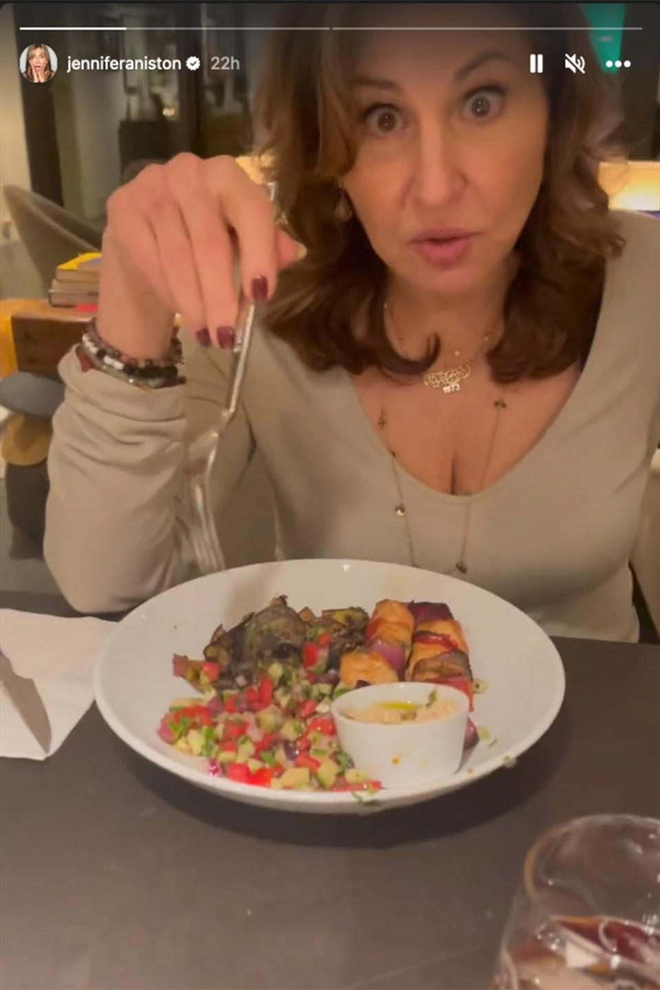 Kathy Najimy and Jennifer Aniston and pull a screenshot of the current video Jennifer has on her instagram story - https://www.instagram.com/stories/jenniferaniston/2952868752854215792/?hl=en