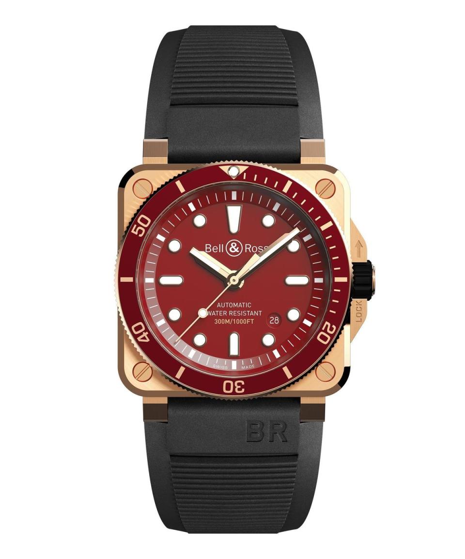 BR 03-92 Diver青銅款紅色面盤新色，全球限量999只，建議售價NT$139,000。