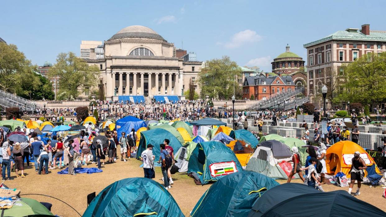 PHOTO: Pro-Palestinian supporters continue to demonstrate with a protest encampment on the campus of Columbia University on April 29, 2024, in New York City. (Spencer Platt/Getty Images)