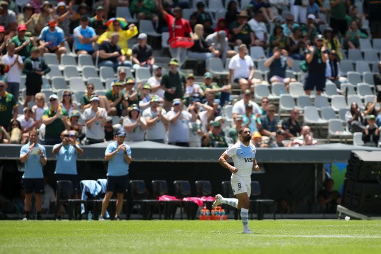 El reconocimiento para Gastón Revol, de los Pumas 7s, que llegó a las 100 etapas en el circuito mundial