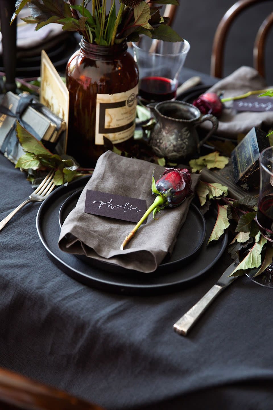 25) Halloween Birthday Party Tablescape