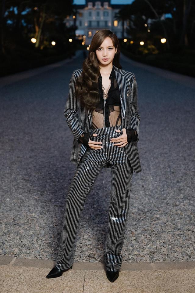 BLACKPINK's Lisa Goes Glam in CELINE at Cannes Film Festival - Yahoo Sports