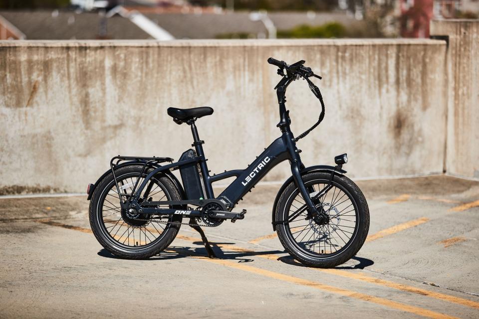 <p><a href="https://go.redirectingat.com?id=74968X1596630&url=https%3A%2F%2Flectricebikes.com%2Fproducts%2Flectric-one-ebike&sref=https%3A%2F%2Fwww.bicycling.com%2Fbikes-gear%2Fa25602653%2Fcheap-electric-bikes%2F" rel="nofollow noopener" target="_blank" data-ylk="slk:Shop Now;elm:context_link;itc:0;sec:content-canvas" class="link ">Shop Now</a></p><p>One</p><p>lectricebikes.com</p><p>$1999.00</p><span class="copyright">Trevor Raab</span>