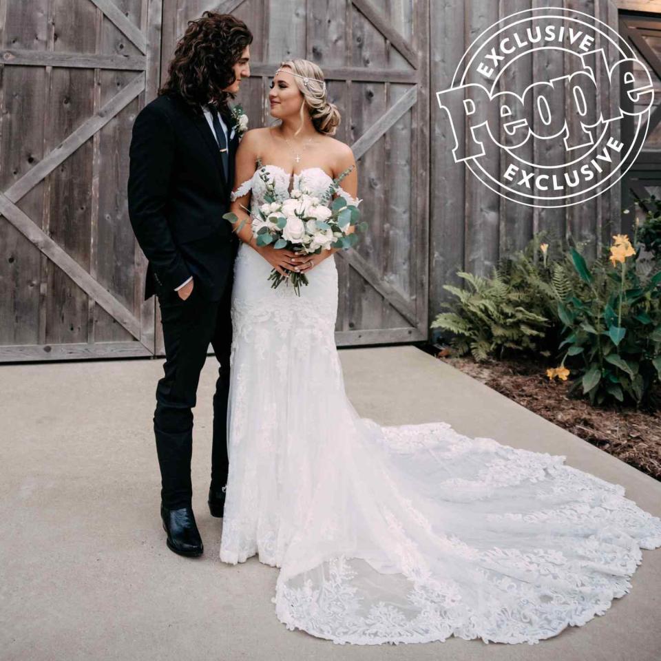 Gabby Barrett and Cade Foehner wedding