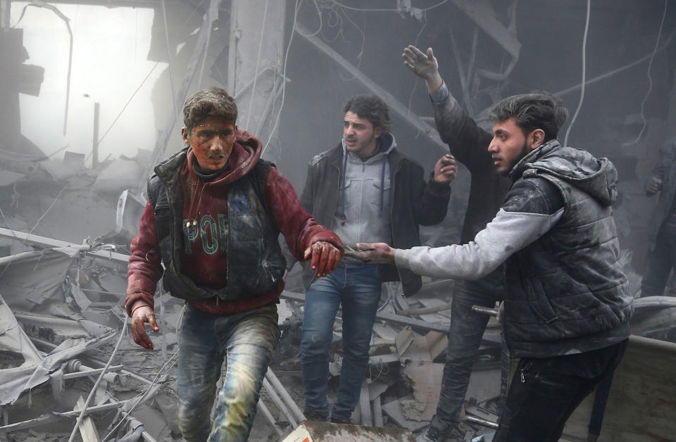 Syrian regime airstrikes kill hundreds in eastern Ghouta