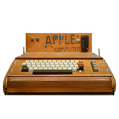 1976: Apple 1 Computer