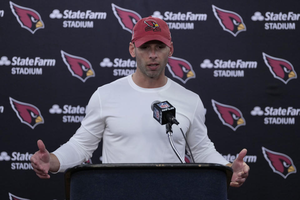Arizona Cardinals head coach Jonathan Gannon responds to questions during a news conference after the team's NFL football game against the Houston Texans in Houston, Sunday, Nov. 19, 2023. (AP Photo/David J. Phillip)