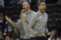 Butler head coach LaVall Jordan, right, and assistant coach Emerson Kampen shout during the first half of an NCAA college basketball game against the Villanova, Sunday, Jan. 16, 2022, in Philadelphia, Pa. (AP Photo/Laurence Kesterson)