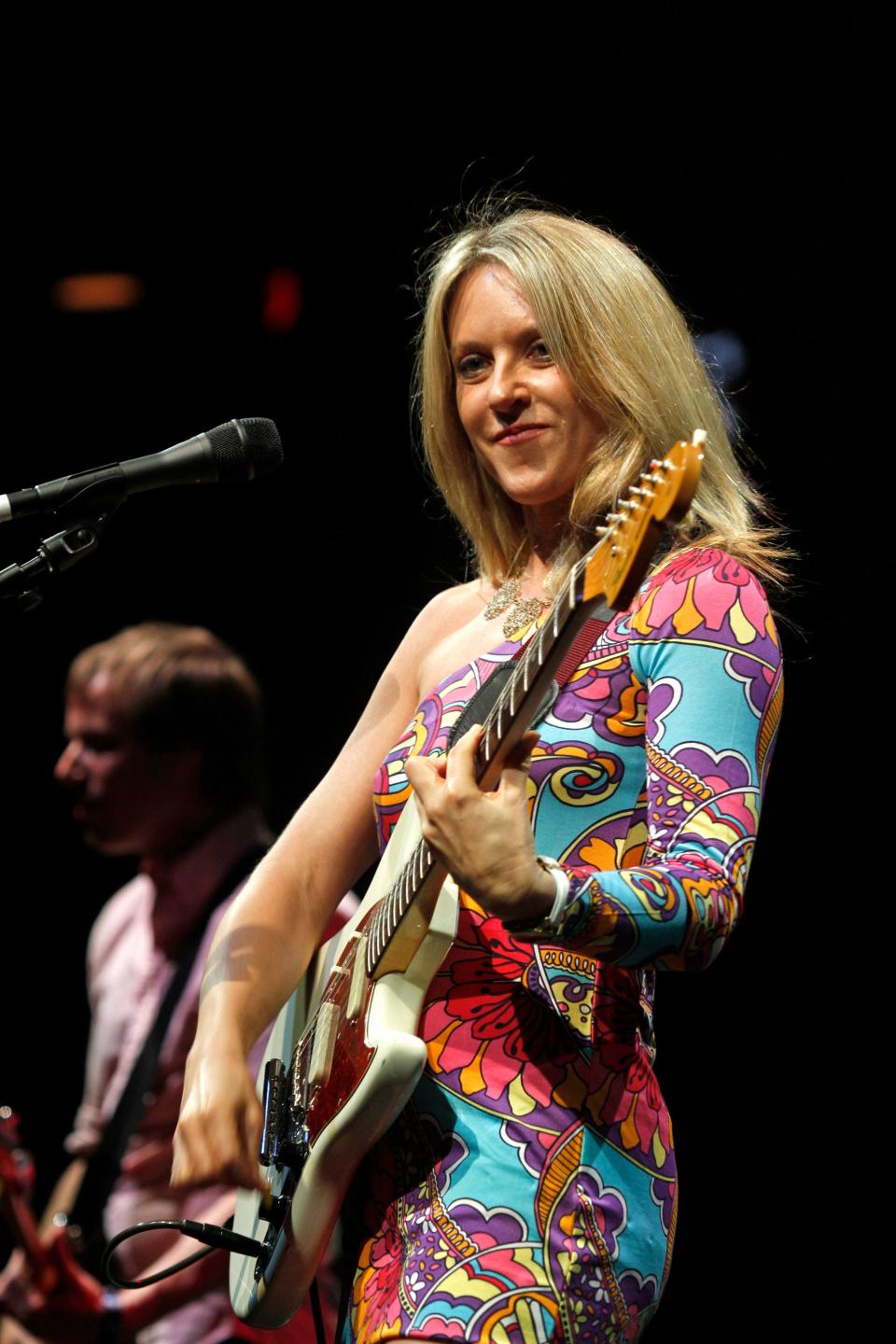 Liz Phair performs at Perez Hilton's 'One Night in Austin' showcase during the SXSW Music Festival on March 19, 2011.