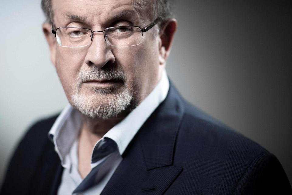 Salman Rushdie en 2018 (AFP vía Getty Images)