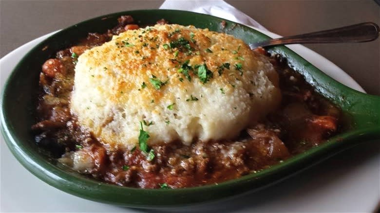 Shepherd's pie restaurant dish