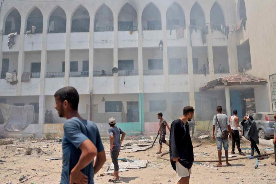 Bombardeo israelí en escuela en Gaza este 27 de julio de 2024. Foto: AFP
