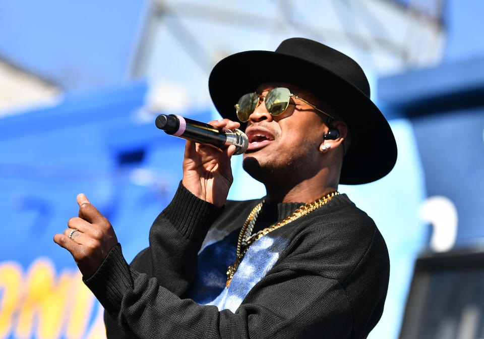 ATLANTA, GEORGIA - JANUARY 05:  Singer Ne-Yo performs onstage during 