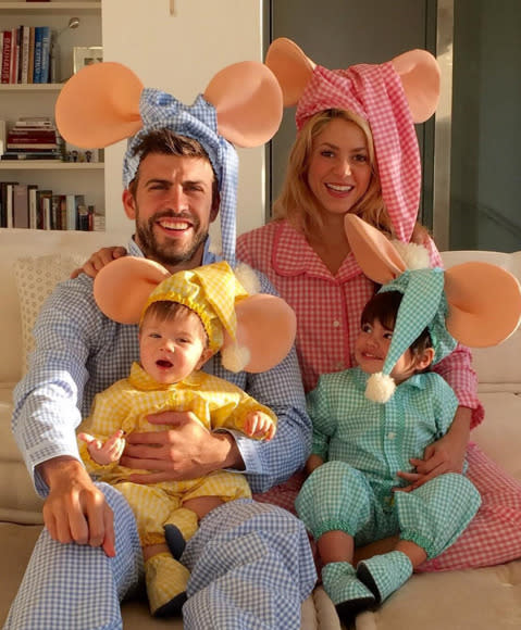 We already knew Shakira and her family — husband Gerard Piqué and their kids, Milan and Sasha — were the cutest, but this getup, as characters from Spanish TV show ‘Topo Gigio,’ might take the cake. (Instagram)