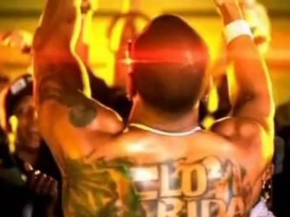 Flo Rida Low video.