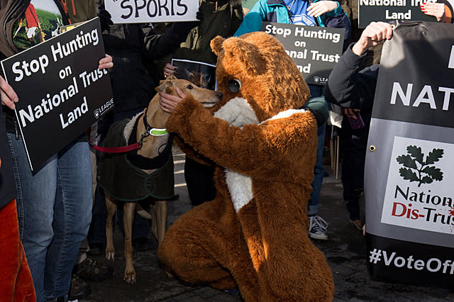 Anti-hunt protest