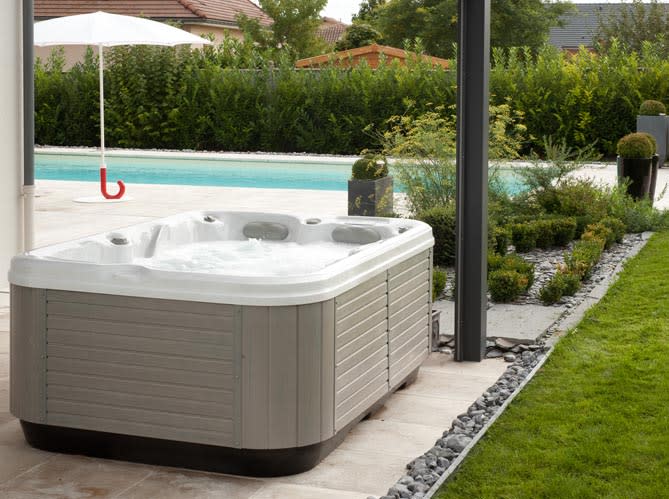 Comment choisir un spa pour son jardin ?