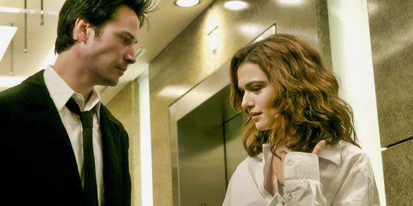 Keamu Reeves y Rachel Weisz en 'Constantine' (Foto: IMDb)