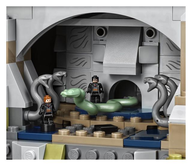 LEGO HARRY POTTER VS THE BASILISK DISPLAY MOC! 